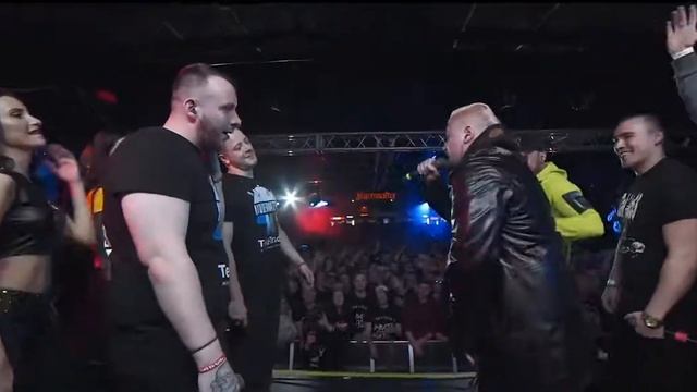 Майти Ди выносит Витю СД смотреть онлайн