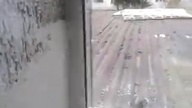 Отделка оконных откосов обычной штукатуркой, но под декор. смотреть онлайн