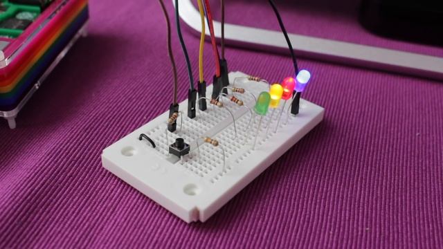 Работа с GPIO пинами Raspberry Pi. смотреть онлайн