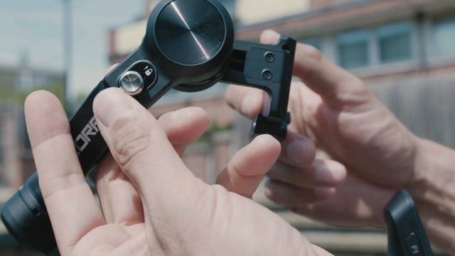 FeiyuTech SCORP-Mini Unboxing & Reviewing ▏The 4 In One Stabiliser @MamoAir