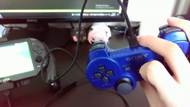 ECCHI PROJECT wired controller with PS Vita смотреть онлайн