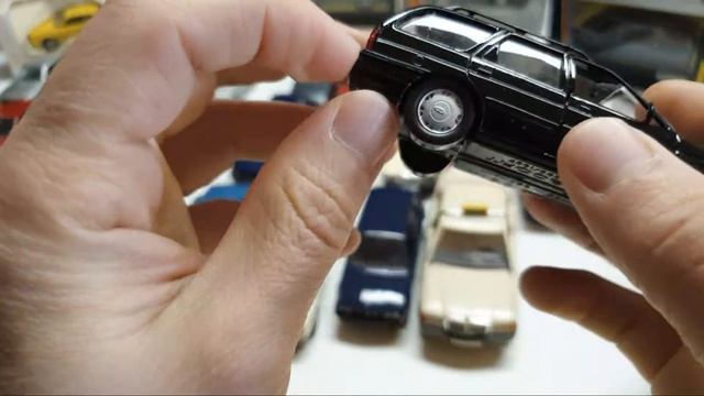 1:43 Упаковка Schabak Gama Volkswagen Opel BMW Mercedes смотреть онлайн