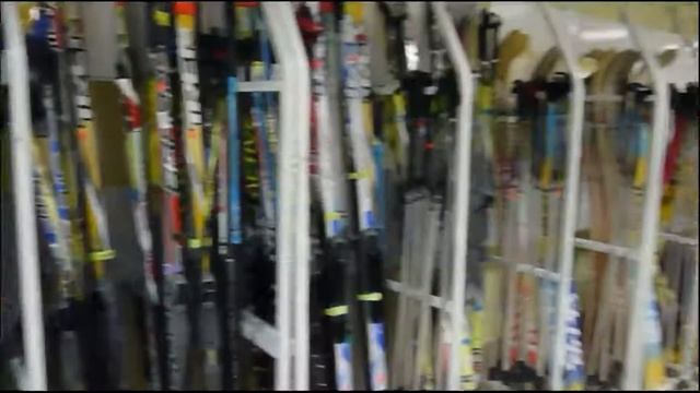 Реклама зимних товаров в ТЦ Инза. Лыжи, санки и коньки смотреть онлайн