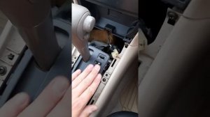 замена лампочки подсветки  силектора кпп королла 120