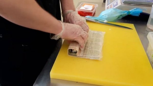 Крутим роллы с целым листом нори !!!