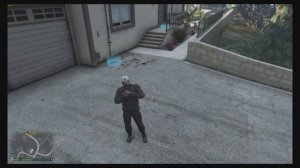 Как показывать жесты  и танцевать в GTA Online?