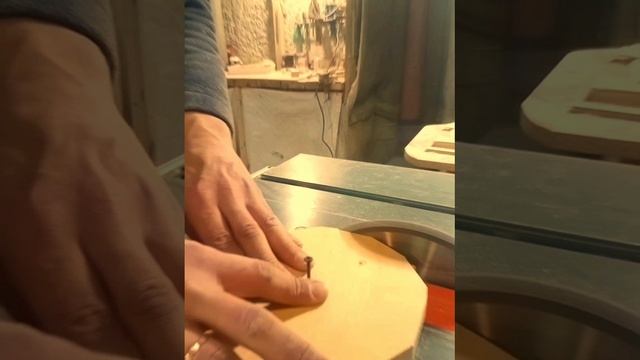 Как вырезать круг на циркулярной пиле