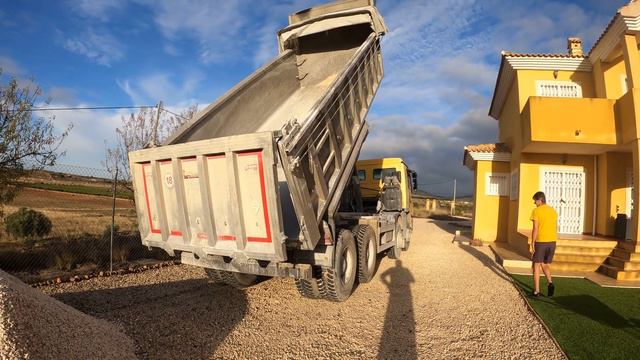 2005 Mercedes-Benz Actros 4150 V8 15.9 Litre 8-Cyl Diesel Tipper Truck смотреть онлайн