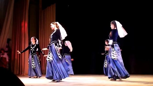 "Чергинори" собирает друзей! 5ч.(23). Армянский танец. 17 мая 2018г. Минск. Дом ветеранов. смотреть онлайн