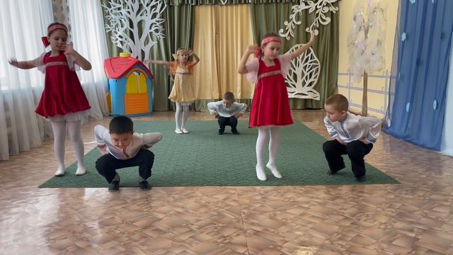 Русский народный танец и "Варенька" смотреть онлайн