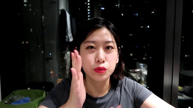 尼克奇异果| JAN FAVES| 新年第一支爱用品 смотреть онлайн