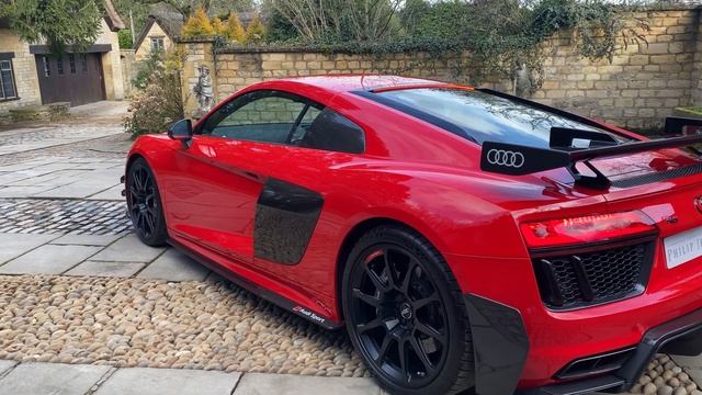 FOR SALE - Audi R8 V10 Plus Performance Parts Edition walk-around & interior - 2018 - £169,995 смотреть онлайн