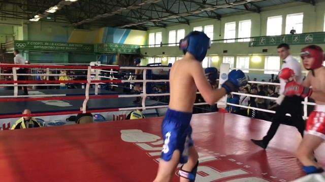 14.02.20 ЧУ WAKO кикбоксинг 1/2 финала Киверский Н(красный) Бердянский М(Закарпатье,синий)Лоу кик 6 смотреть онлайн