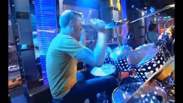 Human Giant 24 hr takeover - Intro + Mastodon music performance смотреть онлайн