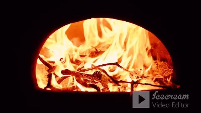 Fireplace sounds | Лучшая атмосфера горящего камина | расслабляющие потрескивающие звуки огня. смотреть онлайн
