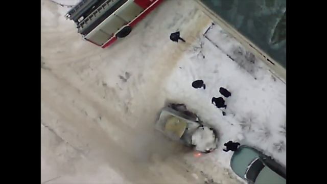 Загорание автомобиля в г.Липецк по улице Смургиса. смотреть онлайн