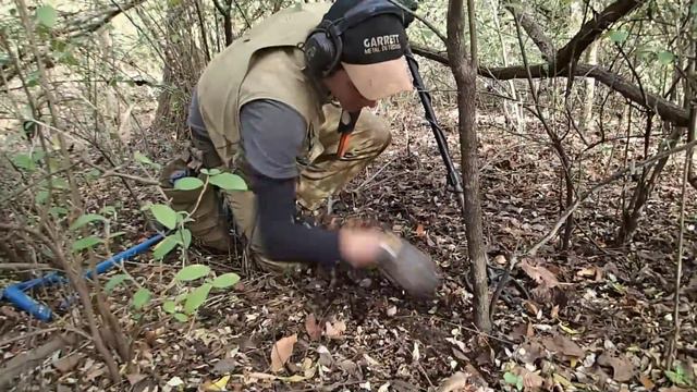 Metal Detecting - "It's Good For One Dollar!" | Nugget Noggin смотреть онлайн