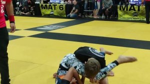 Brazilian Jiu-Jitsu girl vs boy battle for the arm. Girl Loses by 2 points but almost submits boy