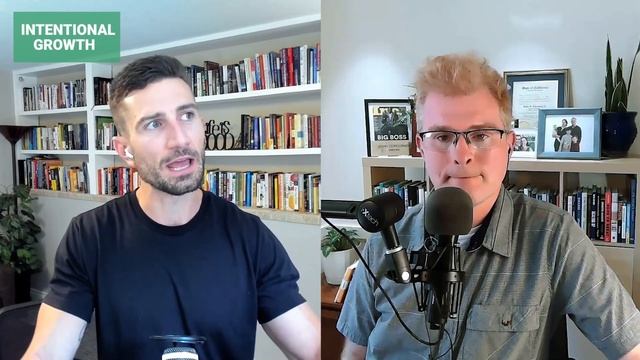 Ep. #377 - Why How & When to Consider Podcast to Fuel B2B Growth After 1000+ Interviews & 12+ Years смотреть онлайн