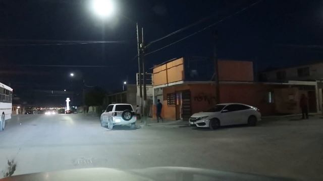 MEXICAN DRUG CARTEL AREA AT NIGHT / JUAREZ MEXICO смотреть онлайн