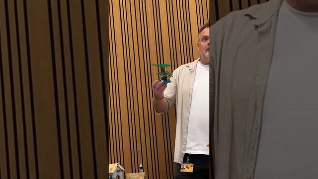 FIRST LOOK: LEGO Medieval Town Square Revealed by LEGO Designer at LEGO HQ in Billund, Denmark смотреть онлайн