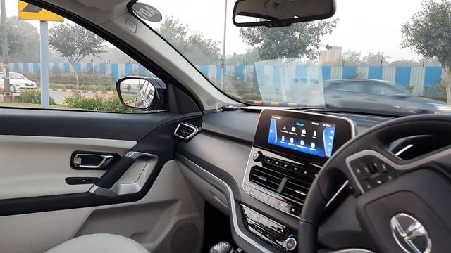 2021 Tata Safari - Exteriors & Interiors | Tata Safari 2021 | Tata Safari First Looks смотреть онлайн