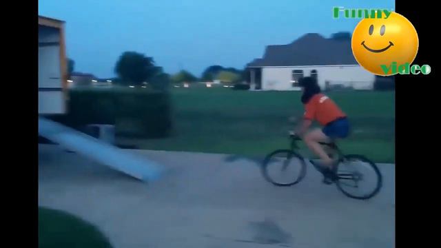 Самое смешное и лучшее видео, до слёз, про людей, животных и неудачи, видео 2021, приколы, ТОП, 53 смотреть онлайн