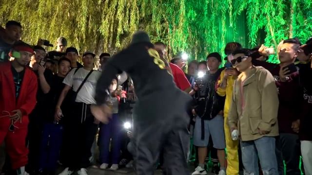 2018 Green Panda Callout Battle ROBIN vs TWIST смотреть онлайн