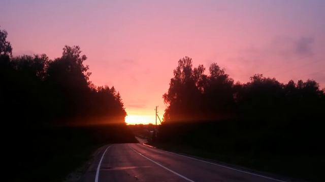 Алый закат солнца. Beautiful sunset. красивое вечернее небо. Подмосковье, новорижское шоссе (HD) смотреть онлайн
