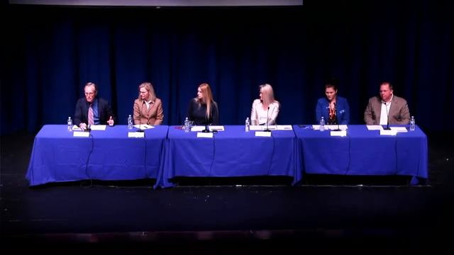 Lake Forest High School - 11/14 Community Forum смотреть онлайн