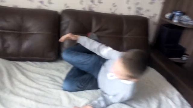 Как правильно делать сальто смотреть онлайн