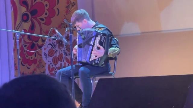 Ламбада. Пол года учения. 14 лет смотреть онлайн