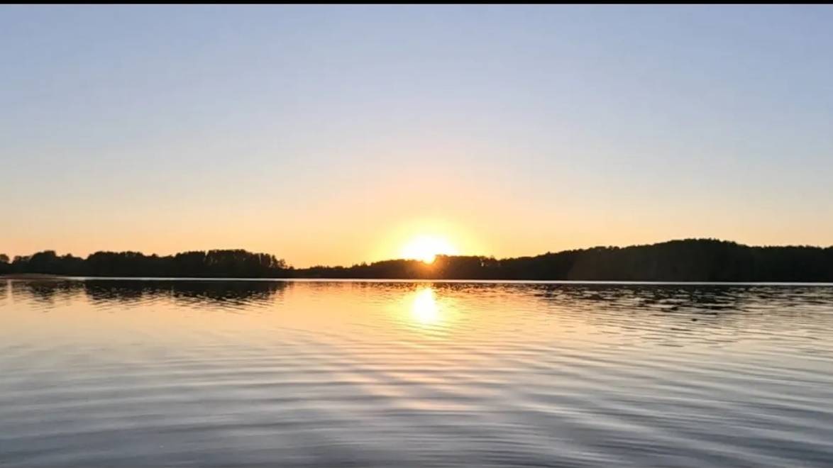 Красивое озеро Диво. Акатовское. Демидовский район. смотреть онлайн