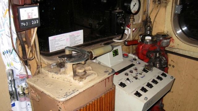 Звуки запуска вагона типа 81-707 "Еж" смотреть онлайн