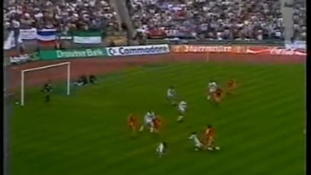 Bayern v Gladbach (1984-85) (Part 1) смотреть онлайн