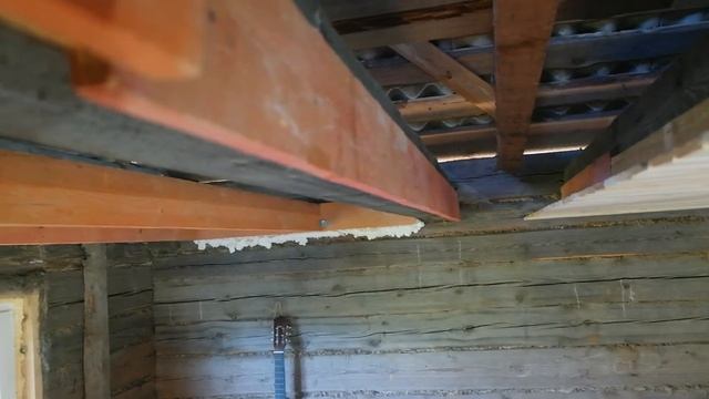 Выравниваем кривые балки потолка под вагонку.Каркас потолка под вагонку. смотреть онлайн