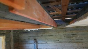 Выравниваем кривые балки потолка под вагонку.Каркас потолка под вагонку.