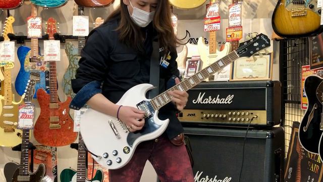 Epiphone Ispired By Gibson Les Paul SG Standard White #21101535933 Tone Check смотреть онлайн