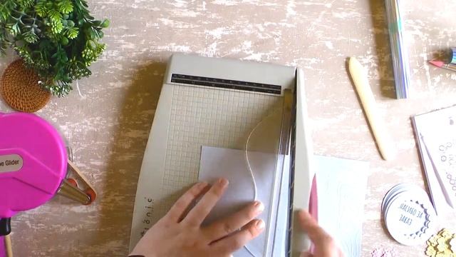 МК / Горячий эмбоссинг на плоттере / Скрапбукинг смотреть онлайн