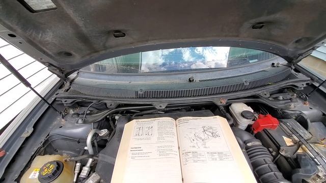 Ford Flex | Clogged Cowl Drain | Water on the floor !! смотреть онлайн