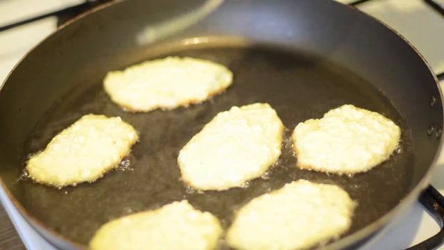 Вкусно и просто: блины и оладьи