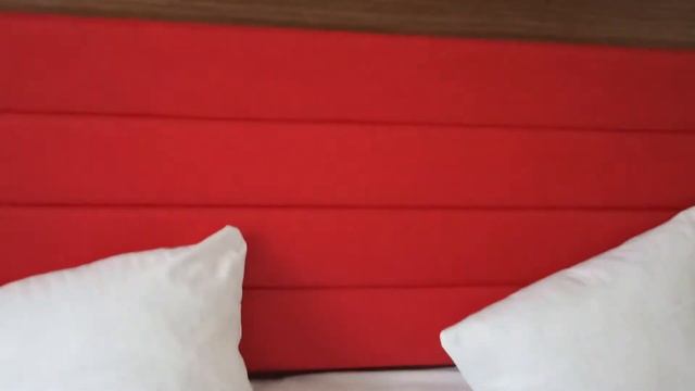 Уборка номеров в отеле город Франкфурт! смотреть онлайн