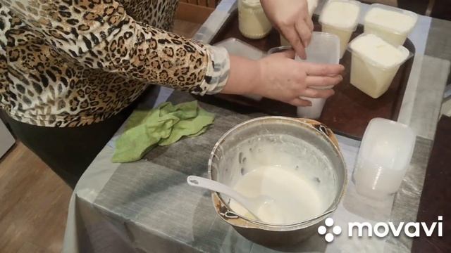 Разливаю сливки для клиентов/готовлю паштет из печени. смотреть онлайн