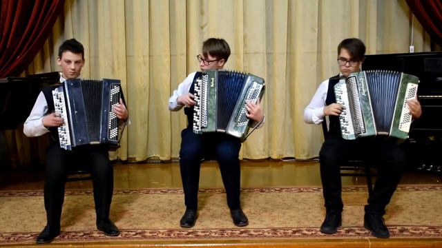 "Старый трамвай" смотреть онлайн