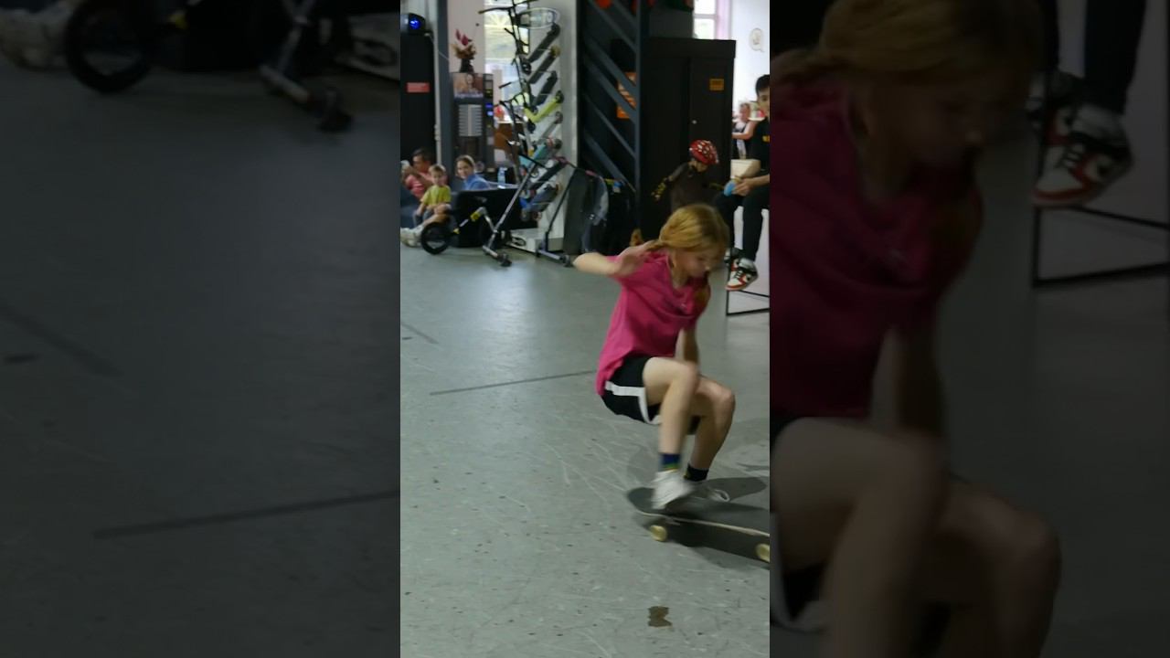 Упала со скейта.♂️ Пожелаем Полине удачи Приходи в BunnyHop оттачивать мастерство смотреть онлайн