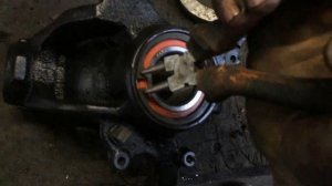 Как заменить передний ступечный подшипник VW GOLF 4