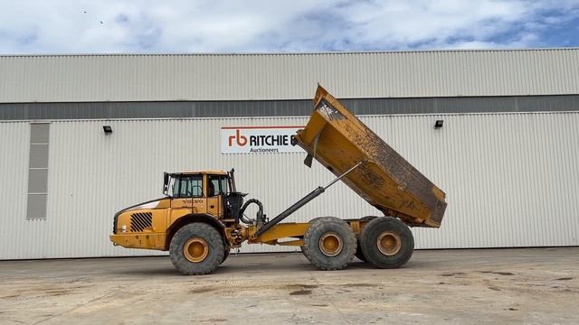 2008 Volvo A40E 6x6 Articulated Dump Truck I St Aubin, France Auction - 5 & 6 July смотреть онлайн
