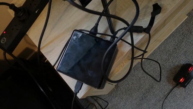 Intel NUC8i5INH Mini PC Review смотреть онлайн