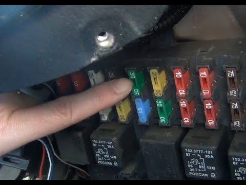 Замена предохранителя реле поворотников и аварийной сигнализации Chevrolet - Niva смотреть онлайн
