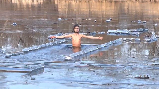 Alex italyanos Крещение 2023 Днепр 19.01.2023 Купаемся зимой на Красном камне смотреть онлайн